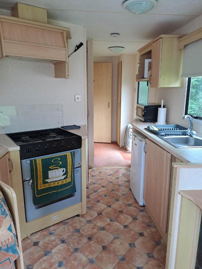 Cosy Caravan At Blackmoor Farm Ludchurch Екстериор снимка